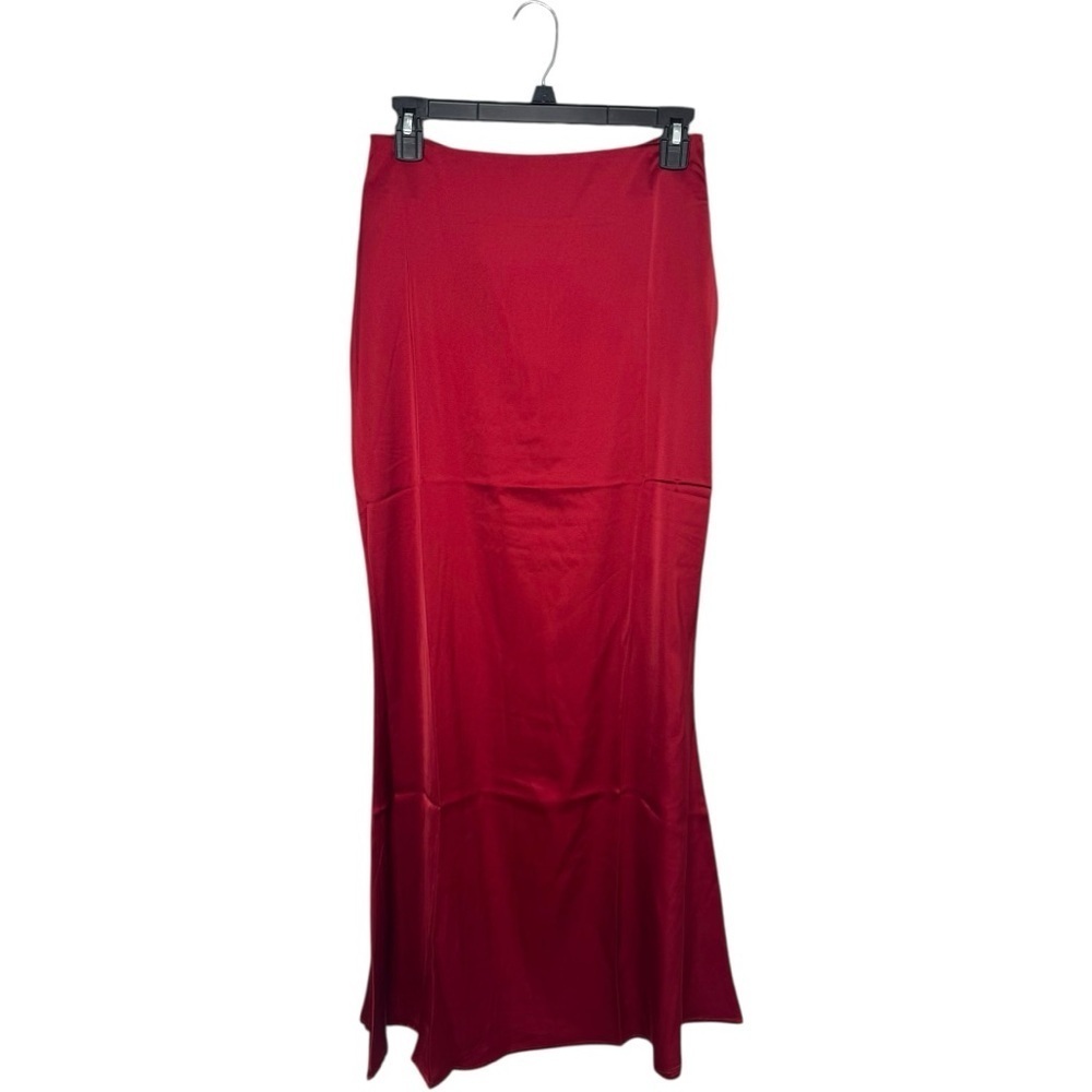 NWOT Red Satin Silky MIDI Skirt Red small - Picture 3 of 4
